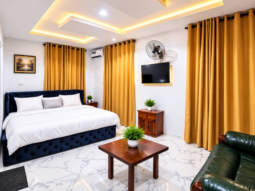 Luxury Hotel